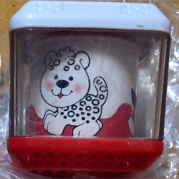 6 Vintage Fisher Price Peek-A-Boo Blocks. 4 Animals, Umbrella & Bananas. Set #5. - Picture 5 of 9